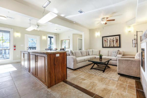 Fully-furnished 4BR Condo Near FQ